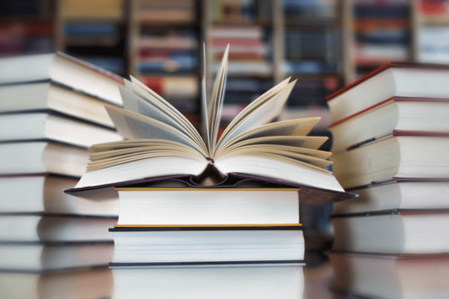10 Must Read Books for Real Estate Success